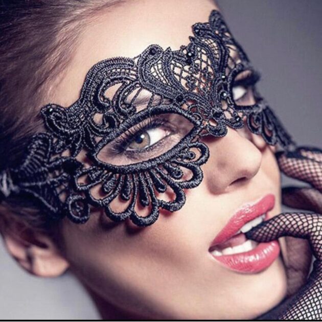 Masque yeux en dentelle