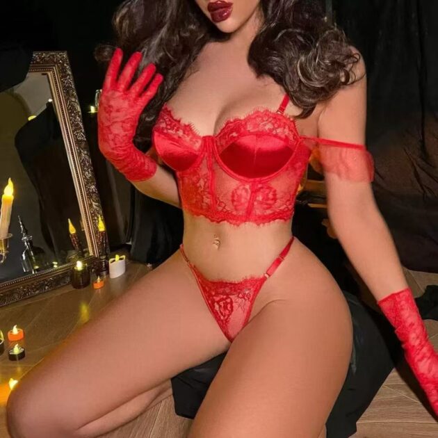 Ensemble Rouge avec Gants